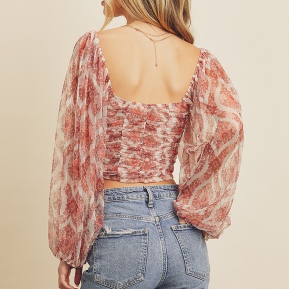 BOHEMIAN PRINT BALLOON SLEEVE CROP TOP - Picture 5 of 5